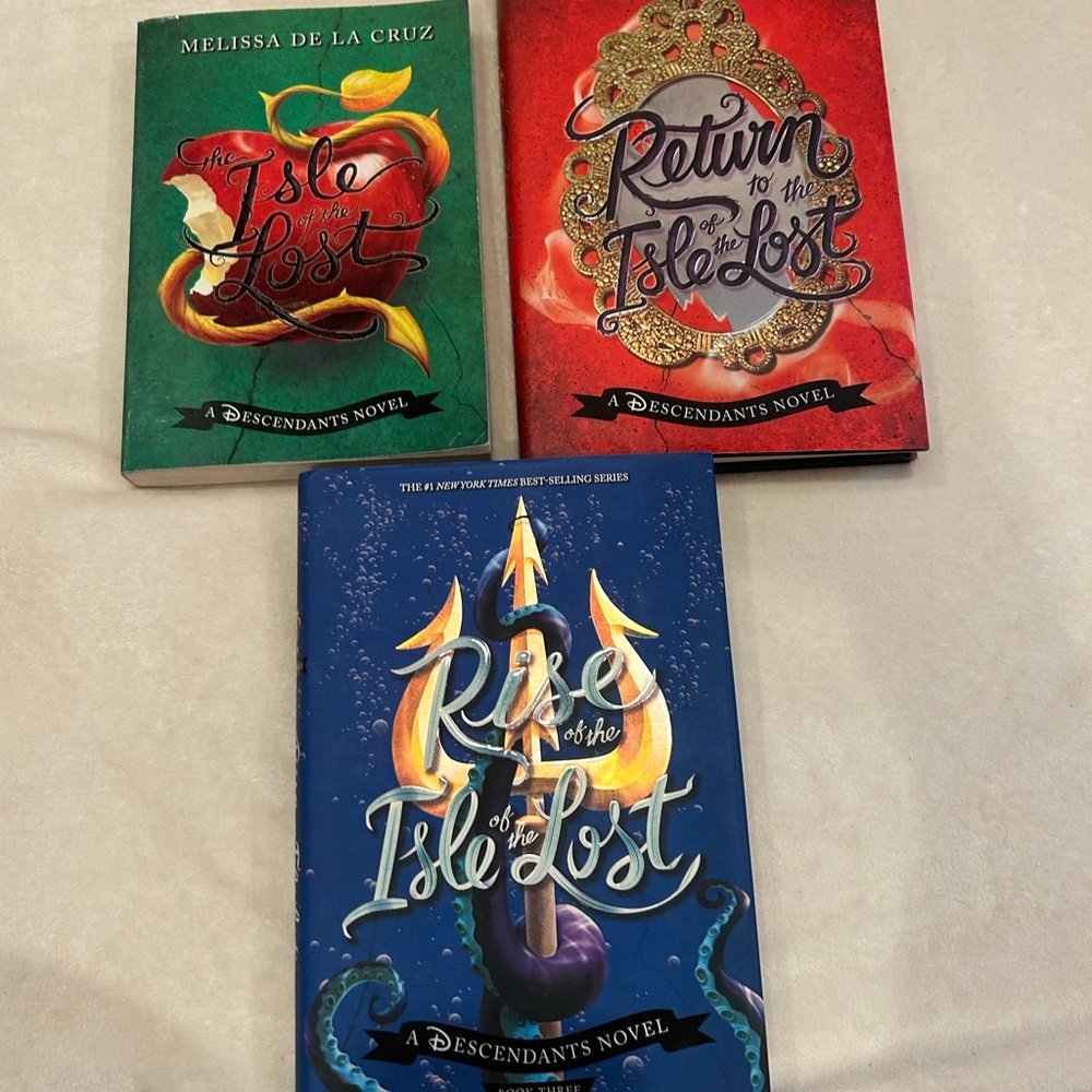Disney Descendants Novel Set - Red, Blue, Green Covers